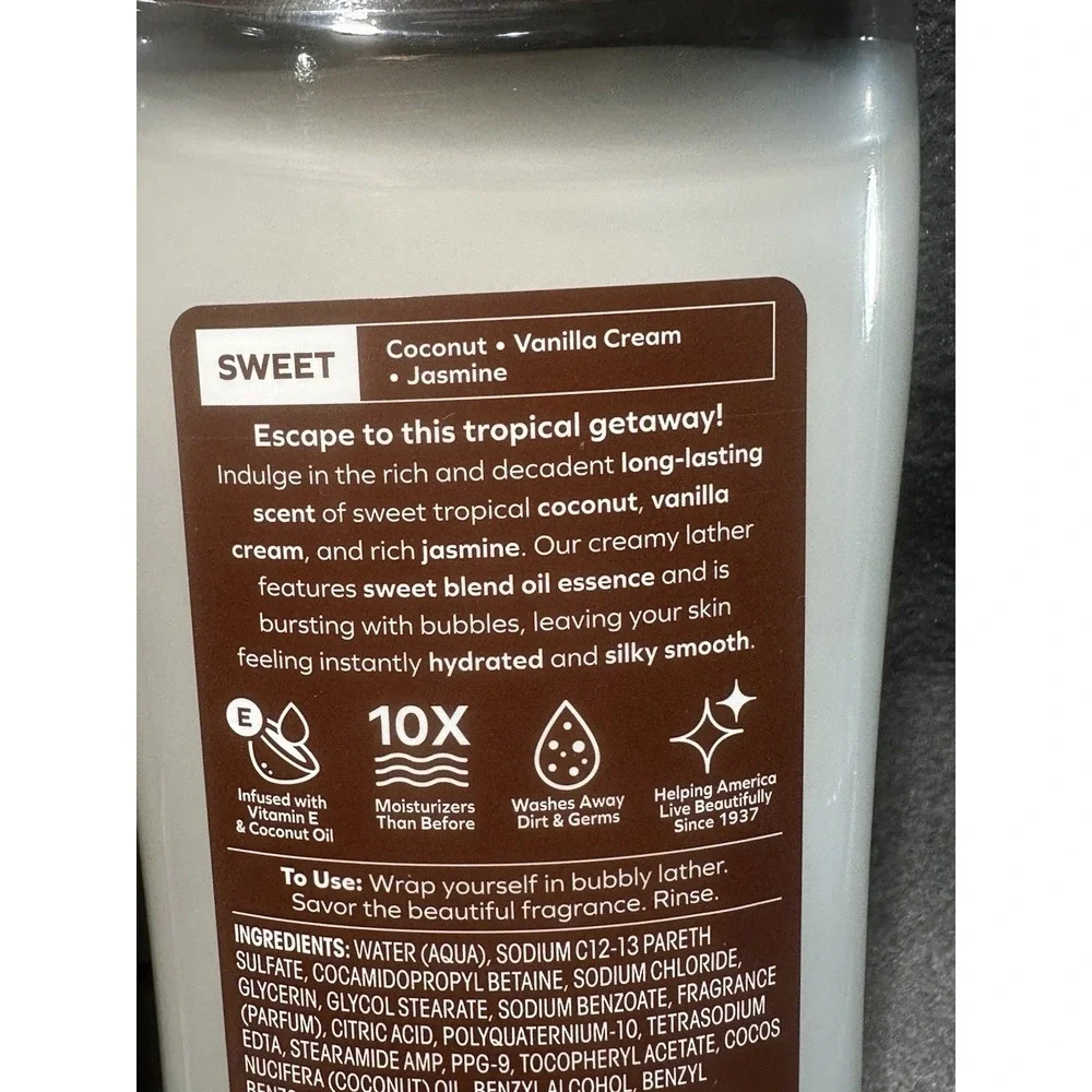2 Pack Suave Essentials Coconut Kiss Gentle Body Wash Long Lasting Scent 18oz